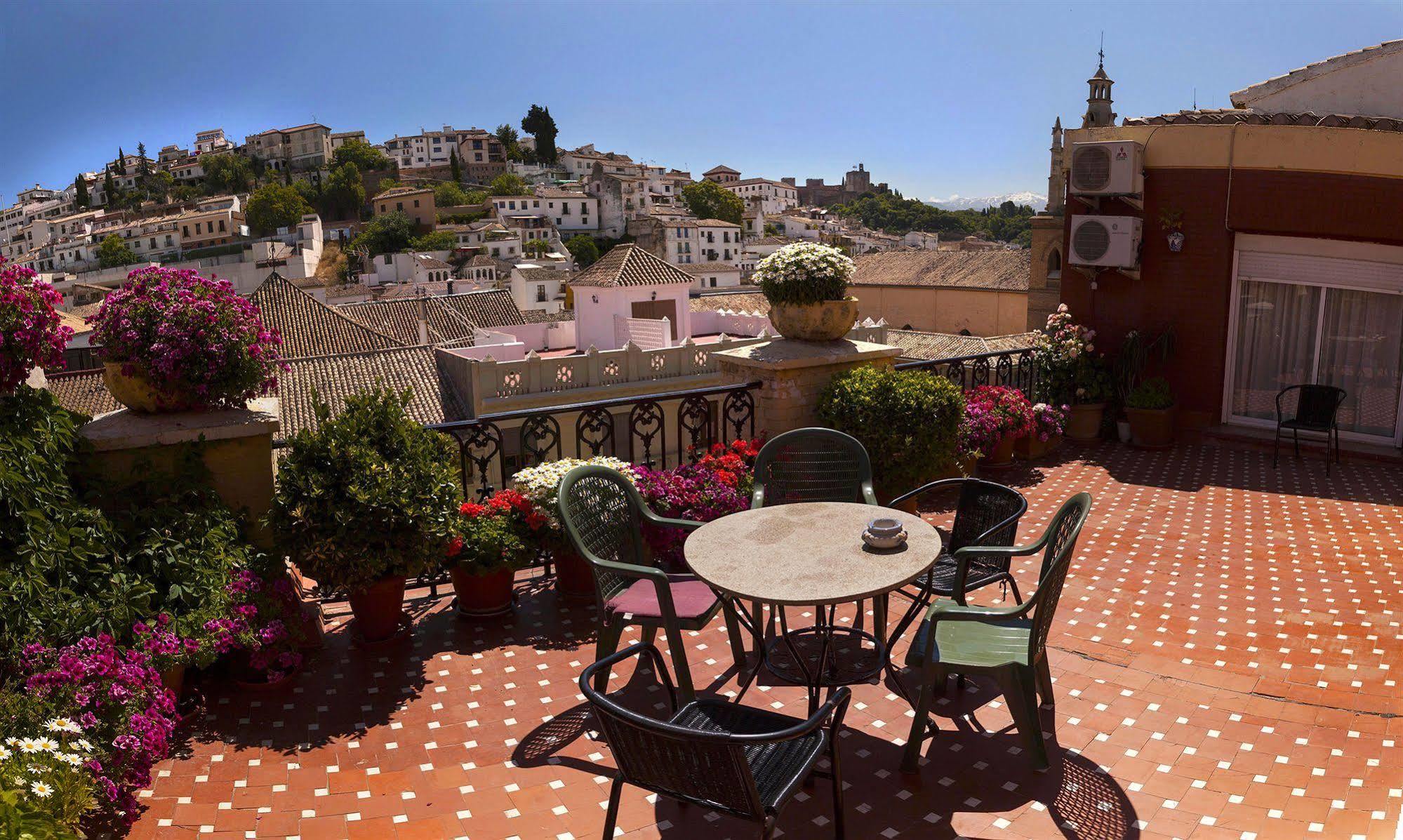Hostal Londres Granada Eksteriør bilde