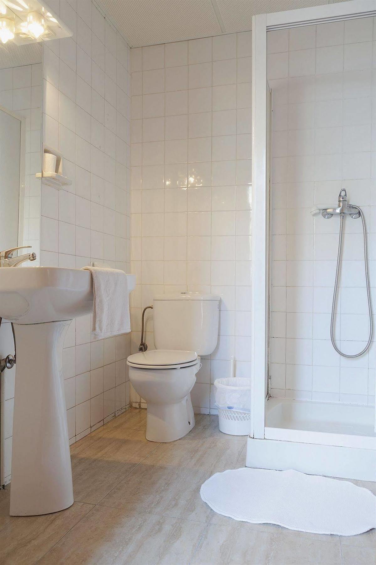 Hostal Londres Granada Eksteriør bilde