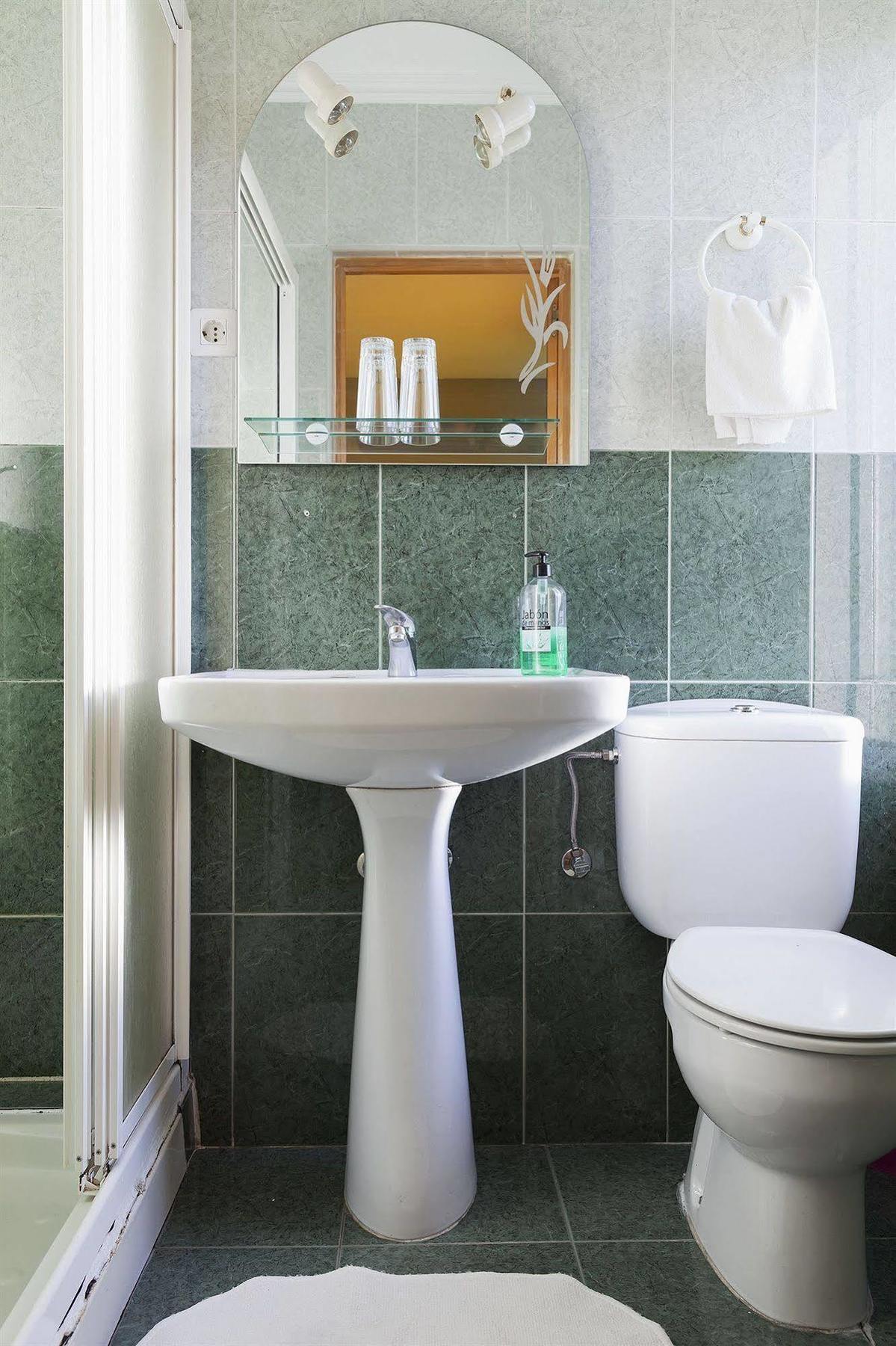 Hostal Londres Granada Eksteriør bilde